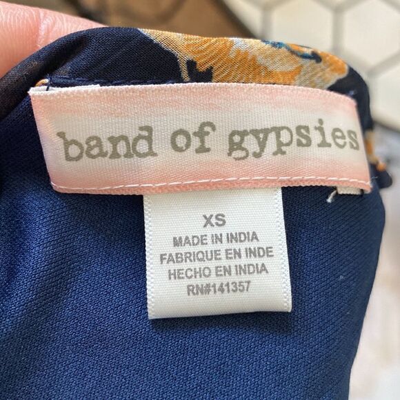 Band of Gypsies Taupe Navy Floral Wrap Boho Maxi Dress - Picture 6 of 9